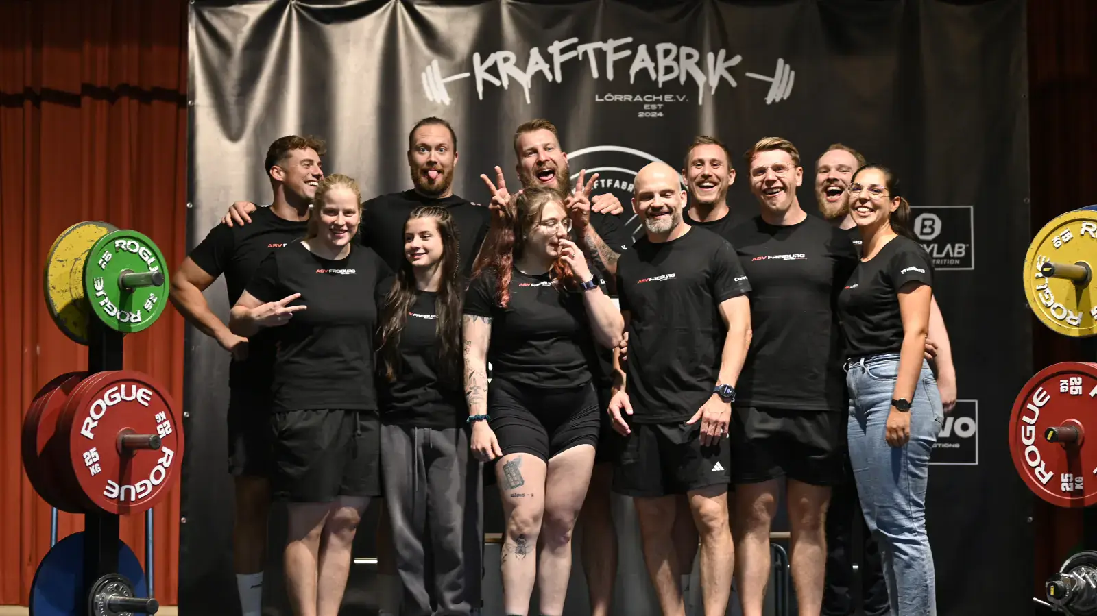 Gruppenbild des Athletiksportvereins Freiburg beim Training